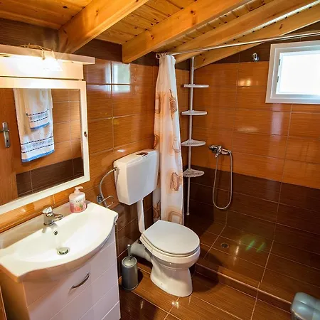 Roula Apartment *