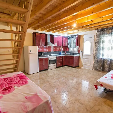 Roula Apartment Porto Koufo